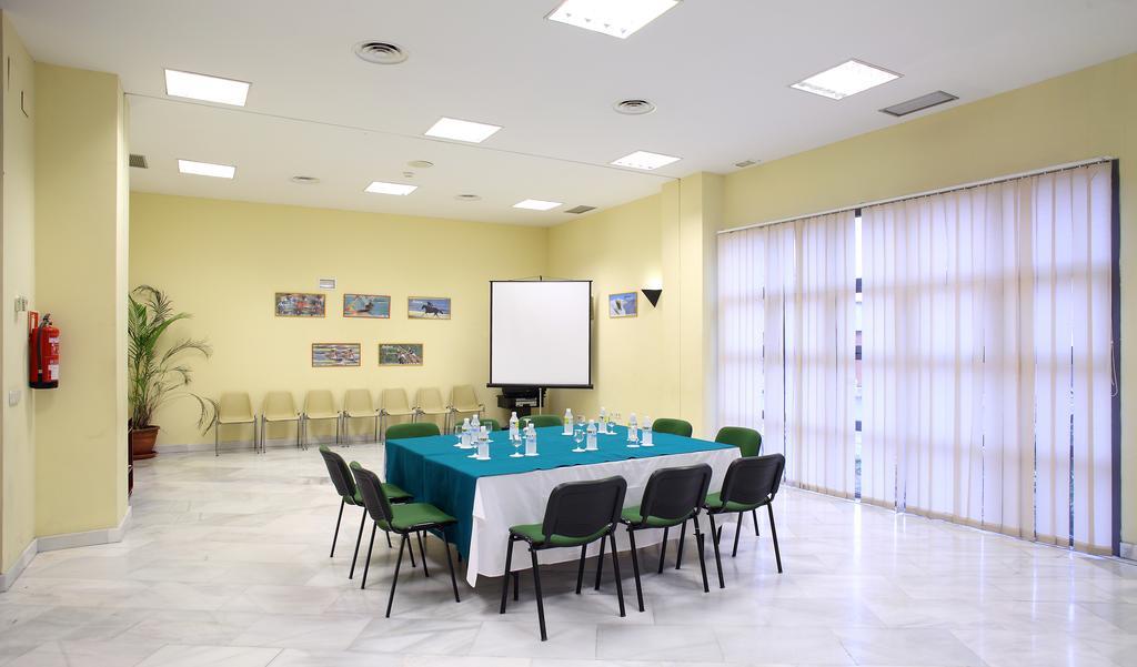 Ostello Residencia La Cartuja Siviglia Esterno foto