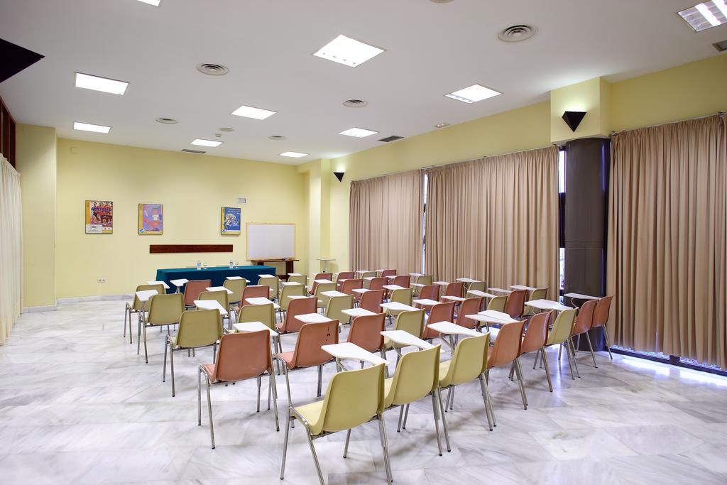 Ostello Residencia La Cartuja Siviglia Esterno foto
